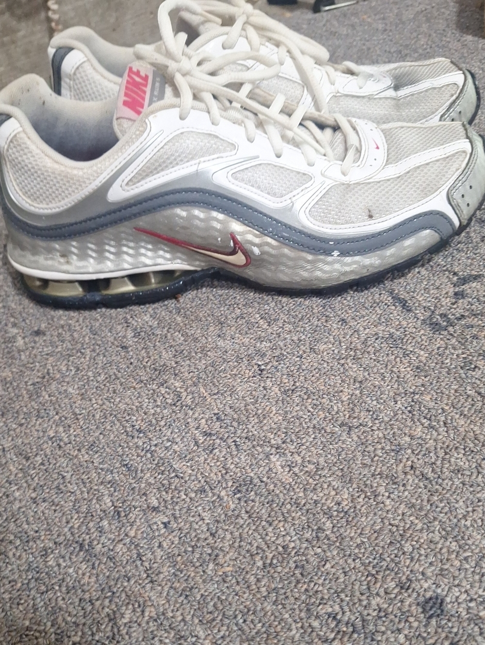Nike Women White Gray Sneakers with Pink Swoosh